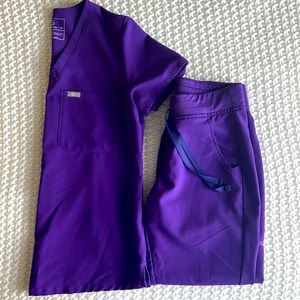 XS/P FIGS Zamora Joggers + Catarina Top